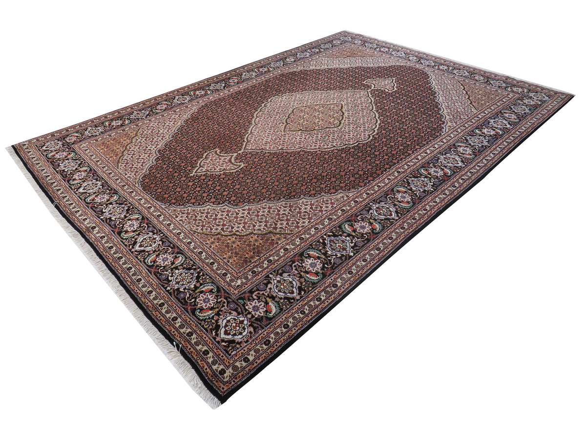 Täbriz Mahi 294 x 203 cm