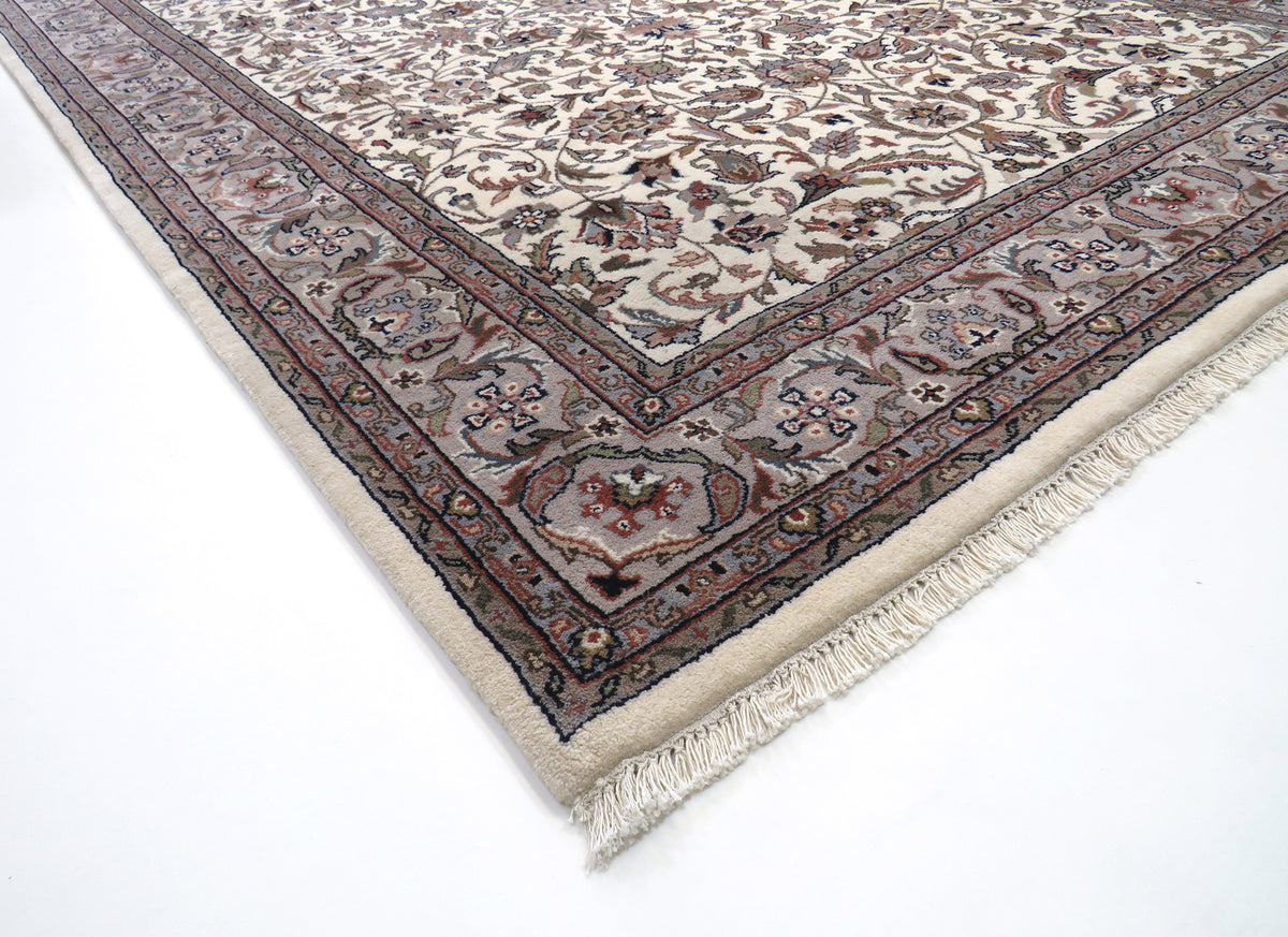 Indo Sarough 245 x 170 cm