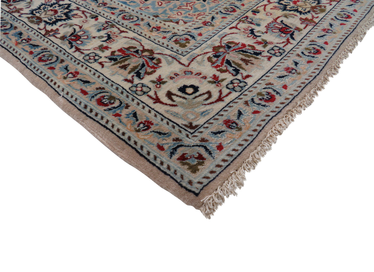 Nain 6 la 127 x 109 cm