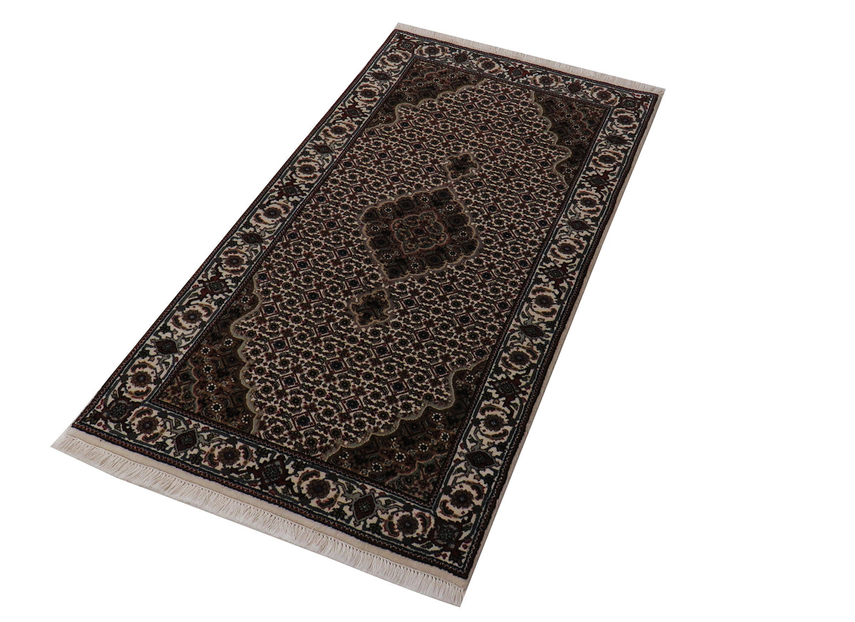 Indo Täbriz Mahi 141 x 72 cm