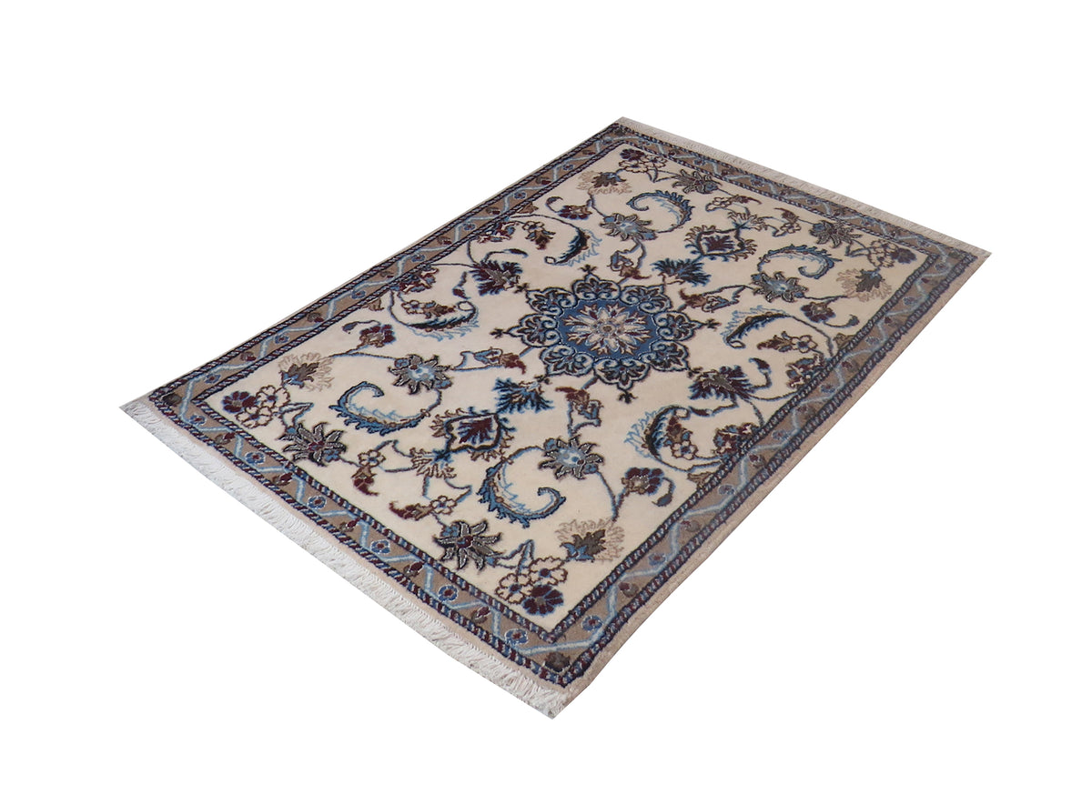 Nain Kashmar Vintage 137 x 89 cm