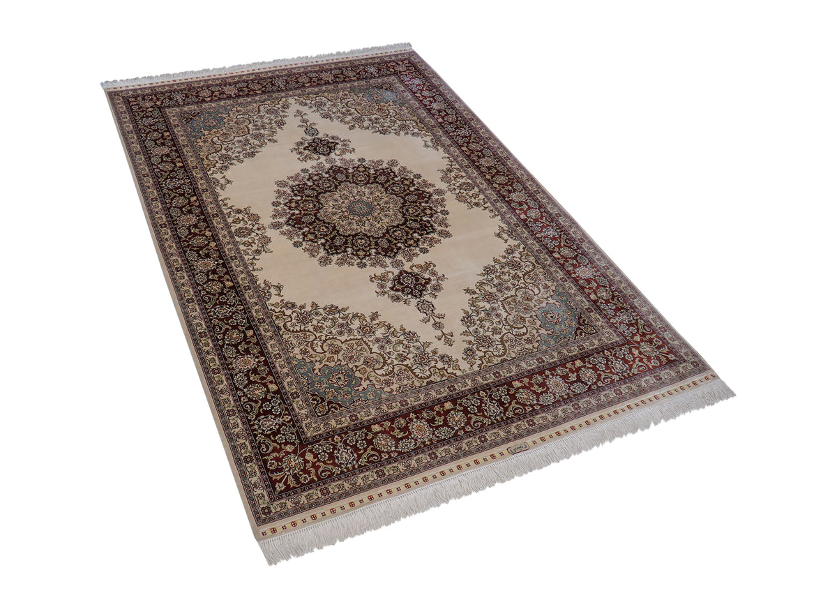 China Hereke 185 x 124 cm