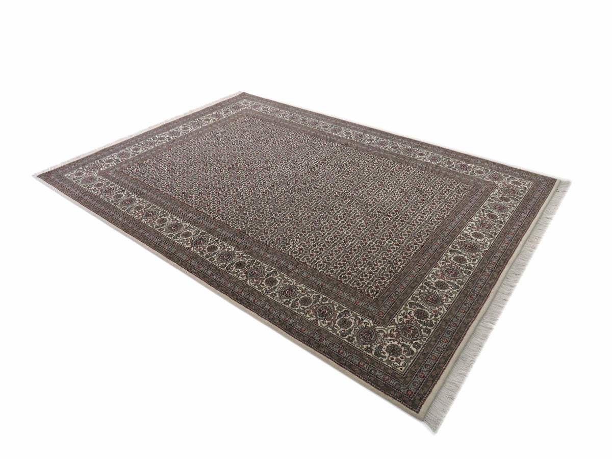 Indo Täbriz Mahi 244 x 173 cm