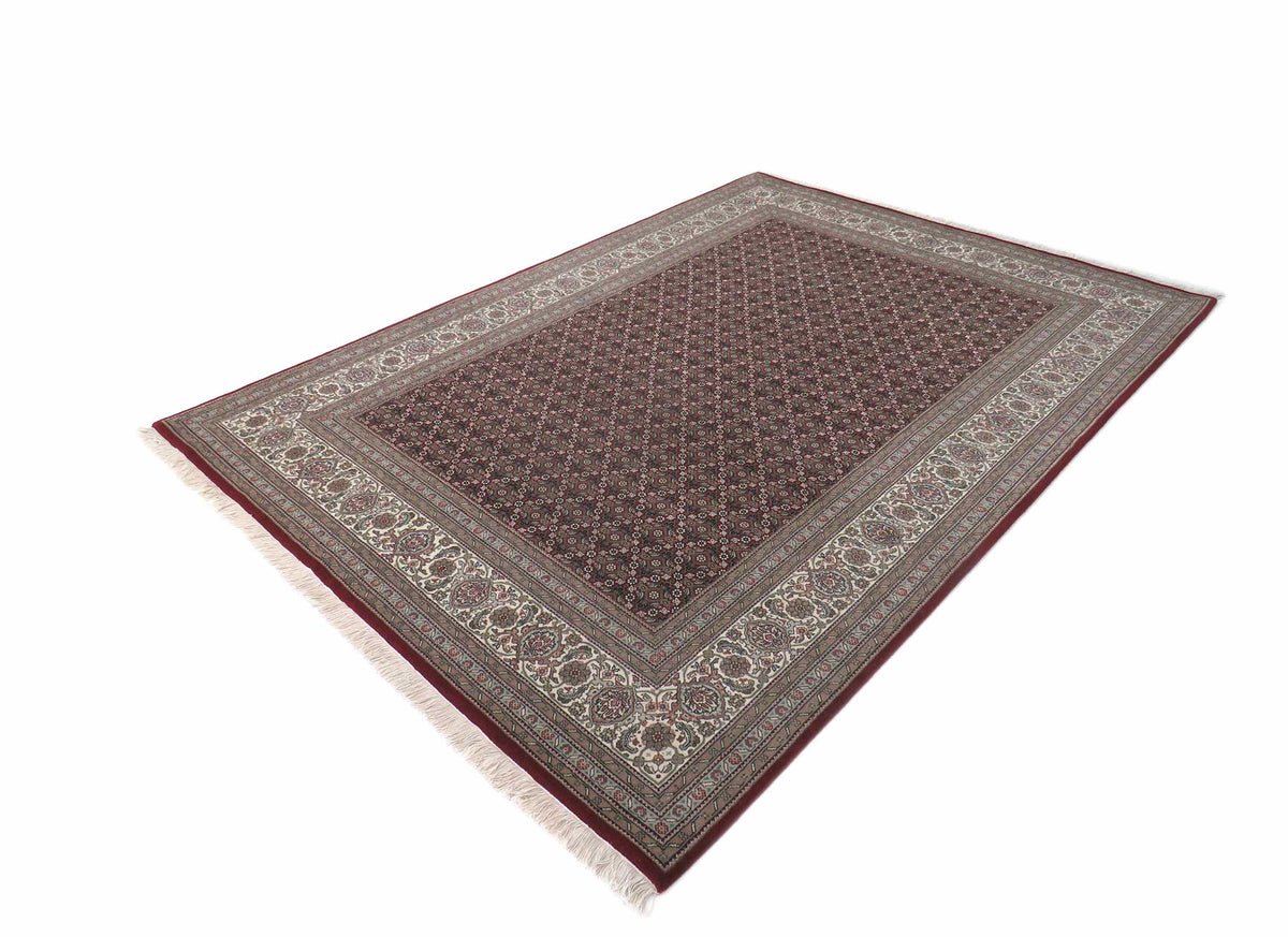 Indo Täbriz Mahi 245 x 172 cm